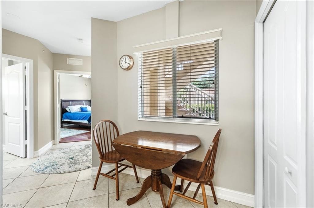 7822 Great Heron WAY # 106, NAPLES FL 34104-3