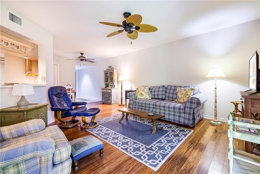 9648 Windsor Gardens LN # 104, FORT MYERS FL 33919-6