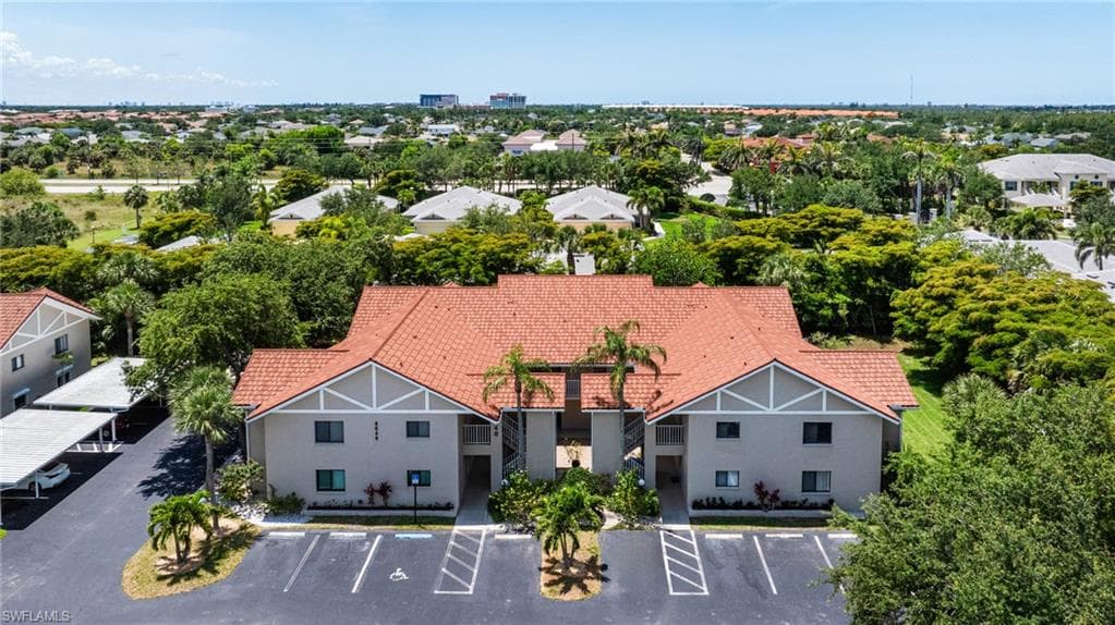 9648 Windsor Gardens LN # 104, FORT MYERS FL 33919-24