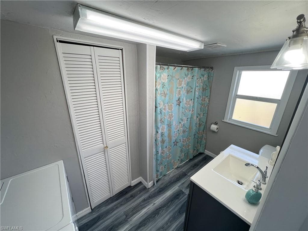 12071 Palm DR, FORT MYERS FL 33908-14