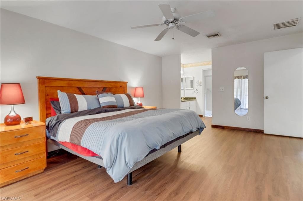 2378 River Reach DR, NAPLES FL 34104-14