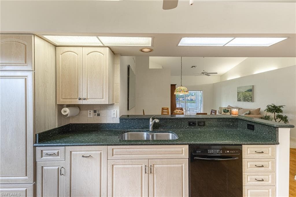 25178 Golf Lake CIR, BONITA SPRINGS FL 34135-12