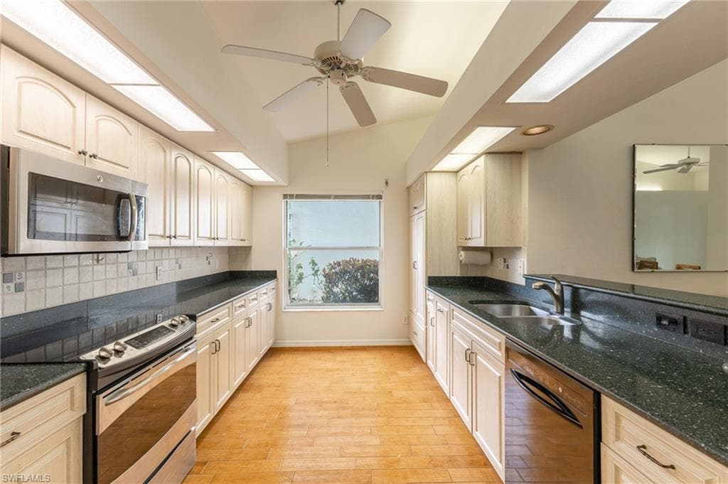 25178 Golf Lake CIR, BONITA SPRINGS FL 34135-9