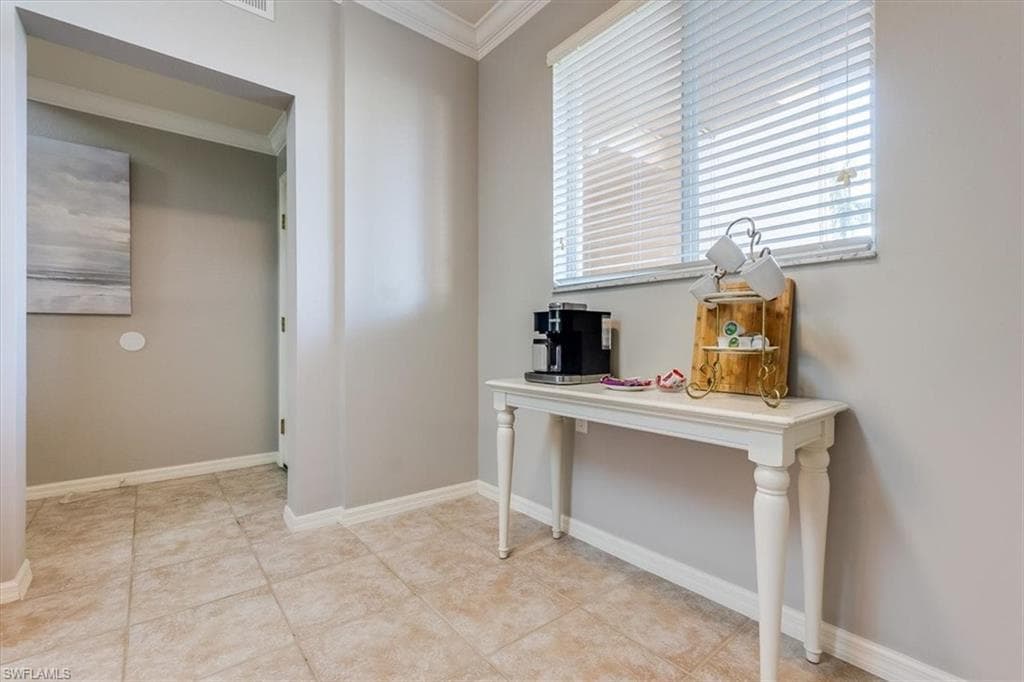 8251 Pathfinder LOOP # 615, FORT MYERS FL 33919-16