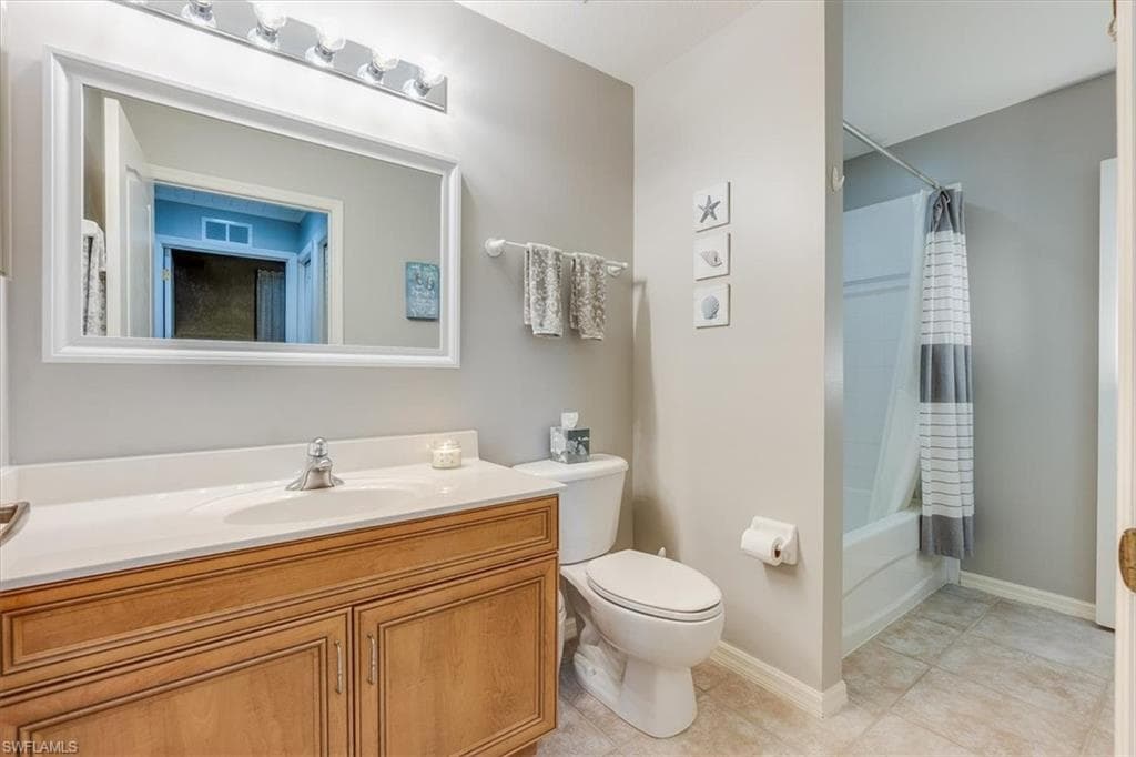 8251 Pathfinder LOOP # 615, FORT MYERS FL 33919-30