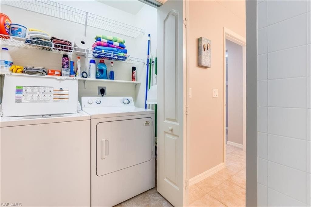 8251 Pathfinder LOOP # 615, FORT MYERS FL 33919-38