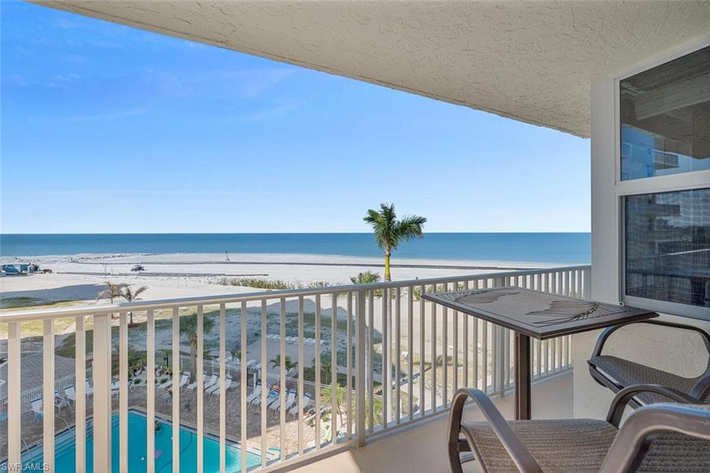 7300 Estero BLVD # 404, FORT MYERS BEACH FL 33931-10