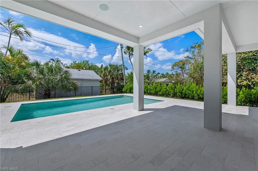 1134 Trail Terrace DR, NAPLES FL 34103-16