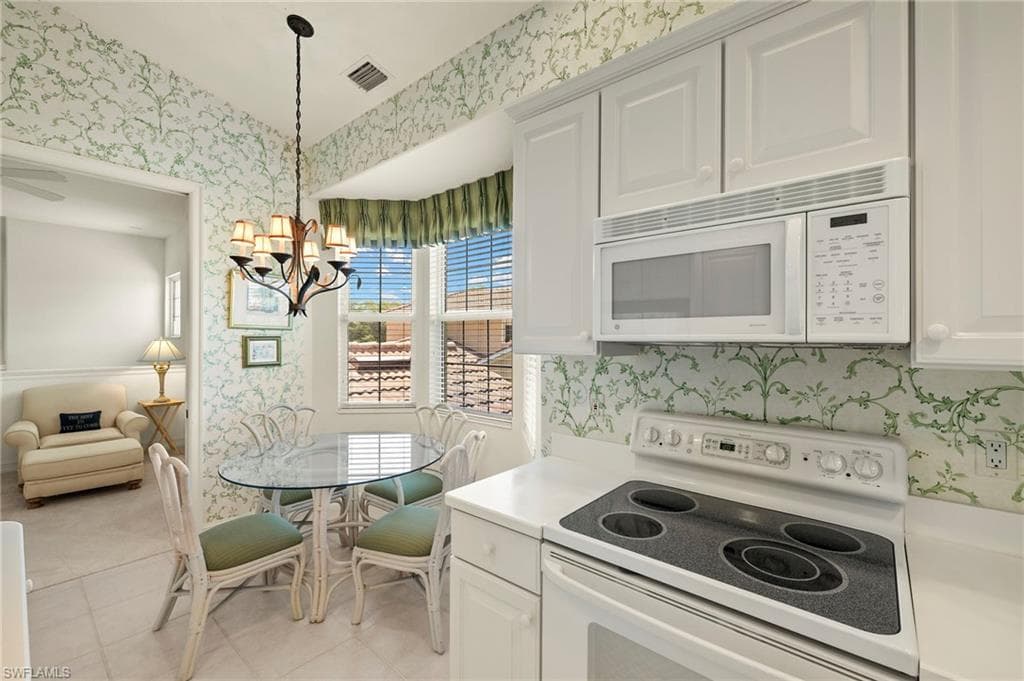 6035 Trophy DR # 103, NAPLES FL 34110-13