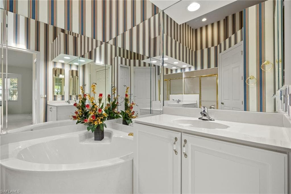 6035 Trophy DR # 103, NAPLES FL 34110-24