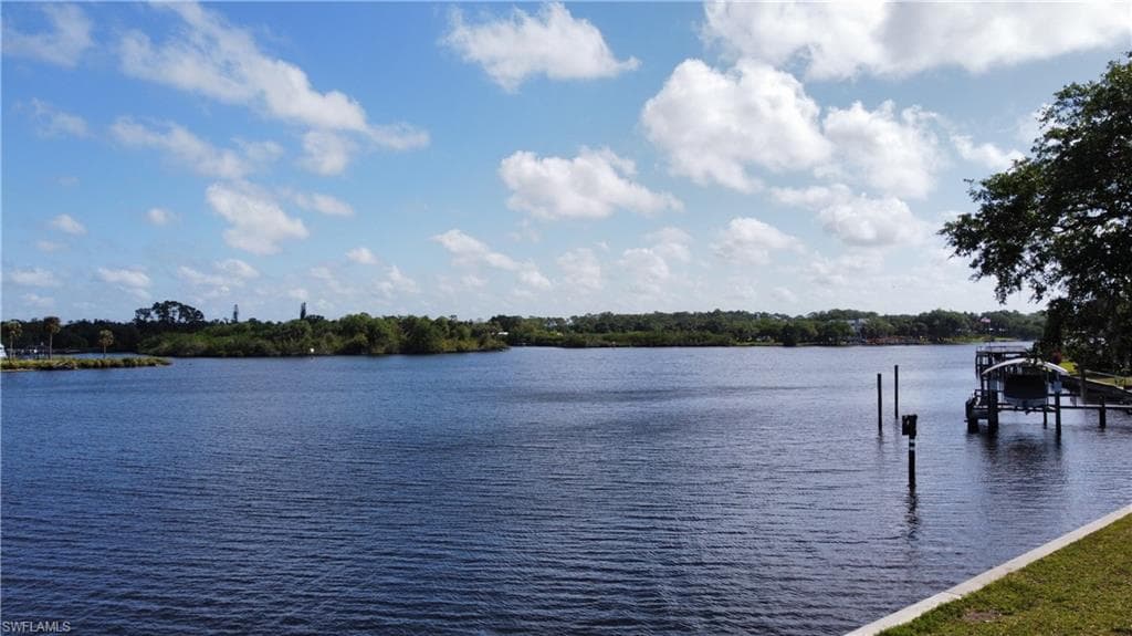 1091 Labelle Vista DR, FORT MYERS FL 33905-4