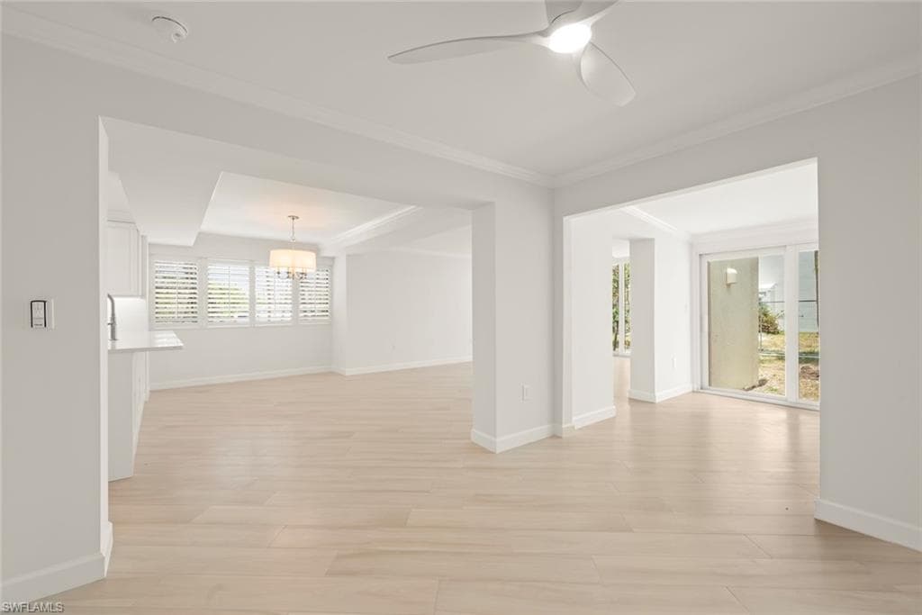 200 Periwinkle WAY # 111, SANIBEL FL 33957-19
