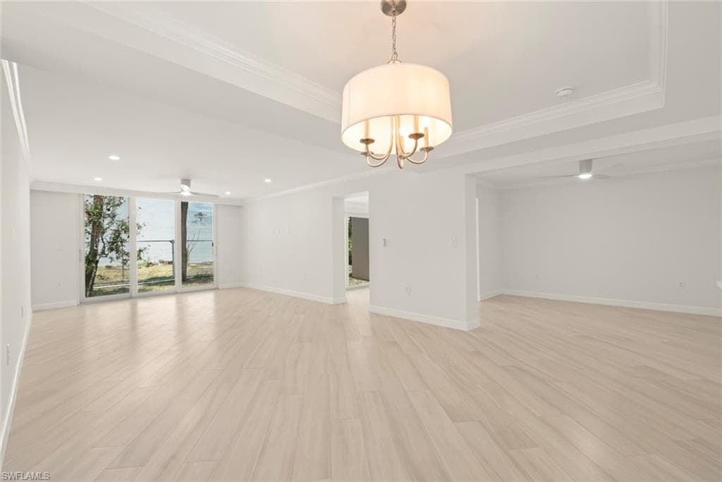 200 Periwinkle WAY # 111, SANIBEL FL 33957-17
