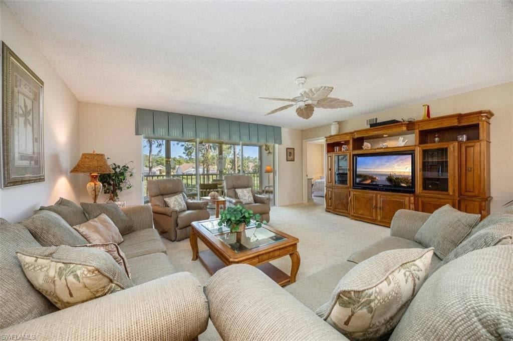 5980 Amherst DR # D202, NAPLES FL 34112-6