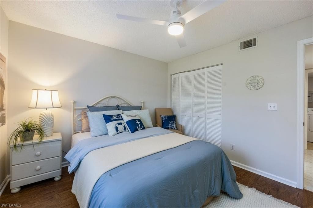 5980 Amherst DR # D202, NAPLES FL 34112-13