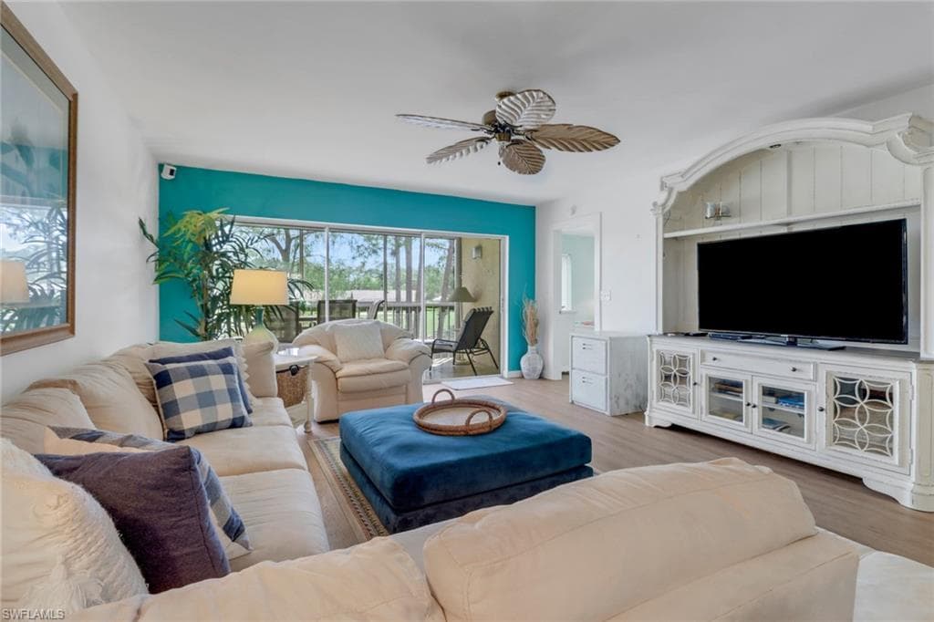 5985 Bloomfield CIR D203-9