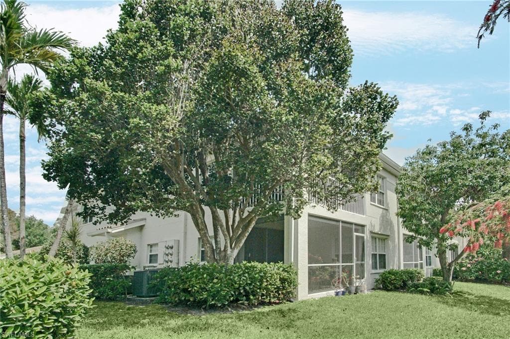 6910 Satinleaf RD N # 204, NAPLES FL 34109-25