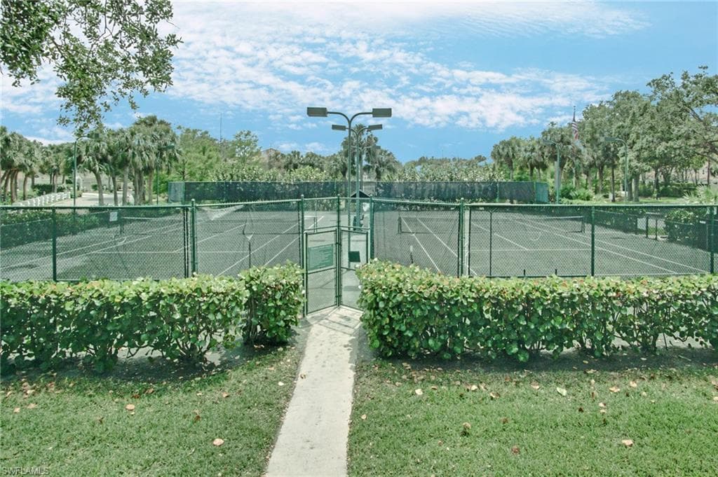 6910 Satinleaf RD N # 204, NAPLES FL 34109-30