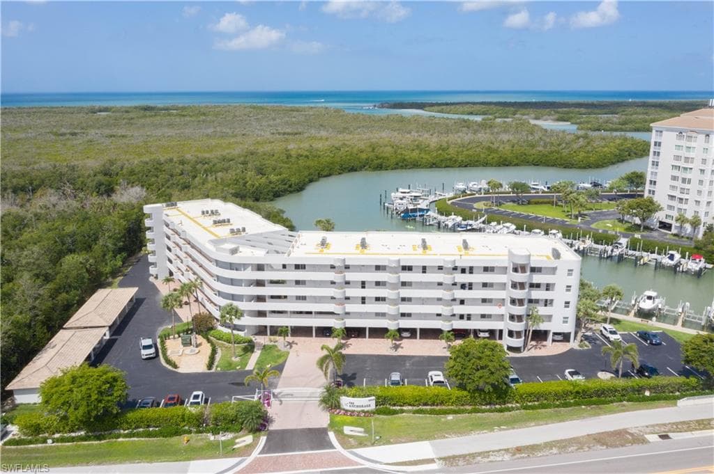 12945 Vanderbilt DR # 409, NAPLES FL 34110-1