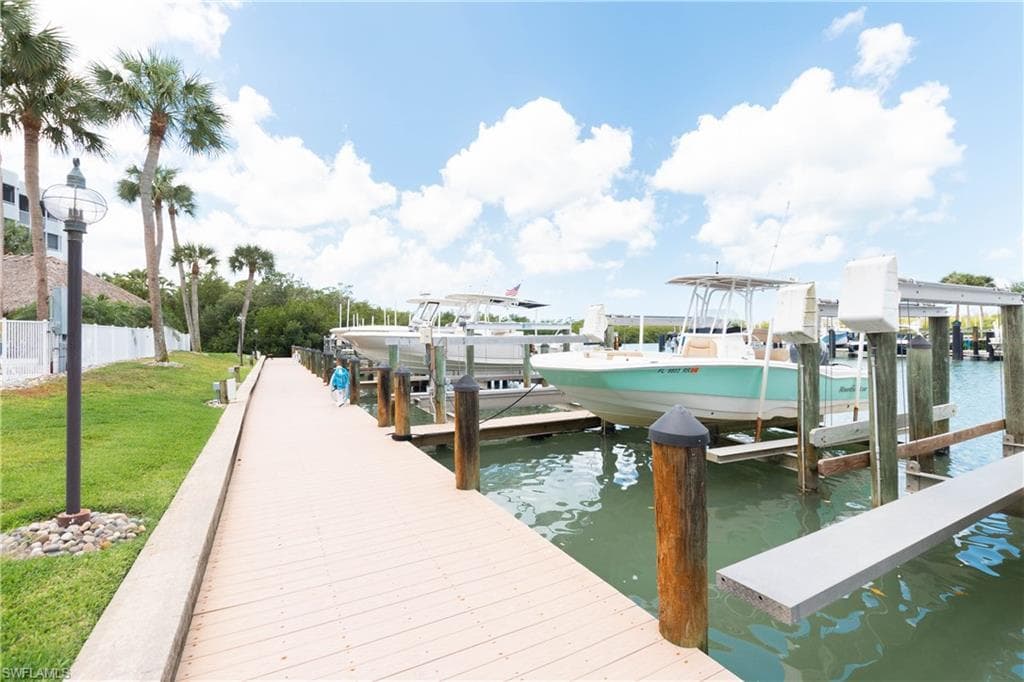 12945 Vanderbilt DR # 409, NAPLES FL 34110-31