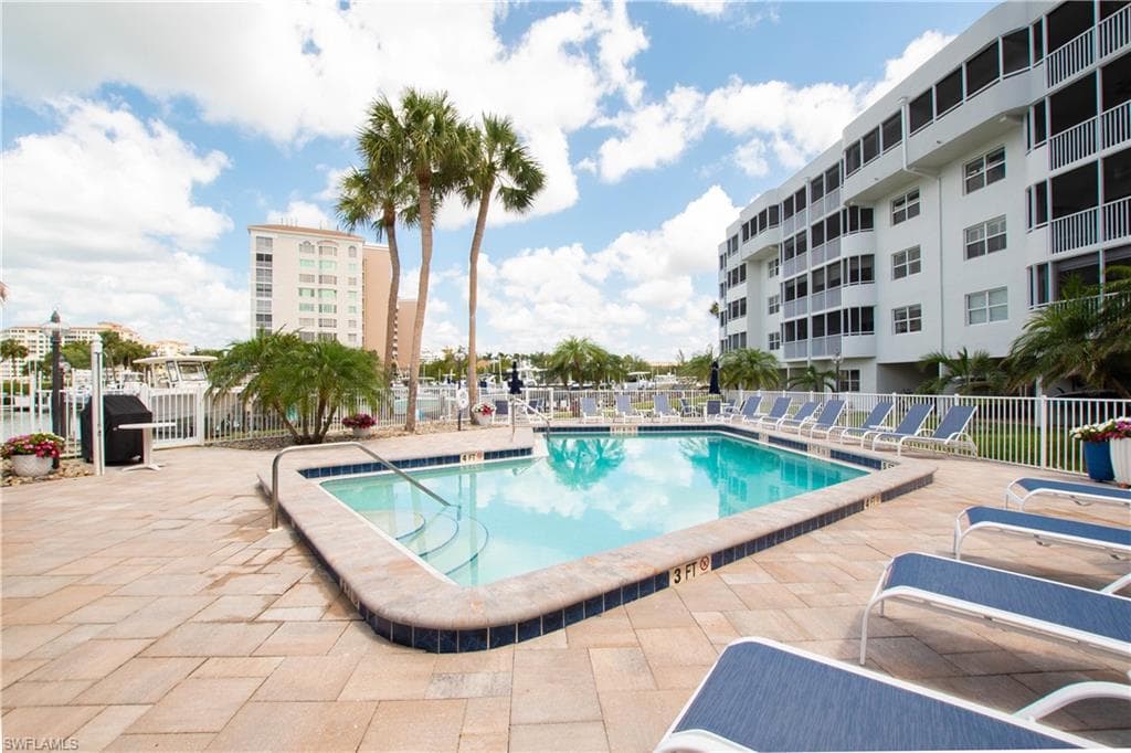 12945 Vanderbilt DR # 409, NAPLES FL 34110-30