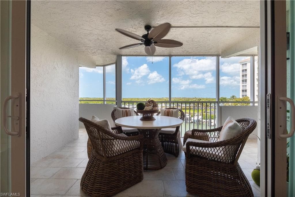 12945 Vanderbilt DR # 409, NAPLES FL 34110-24