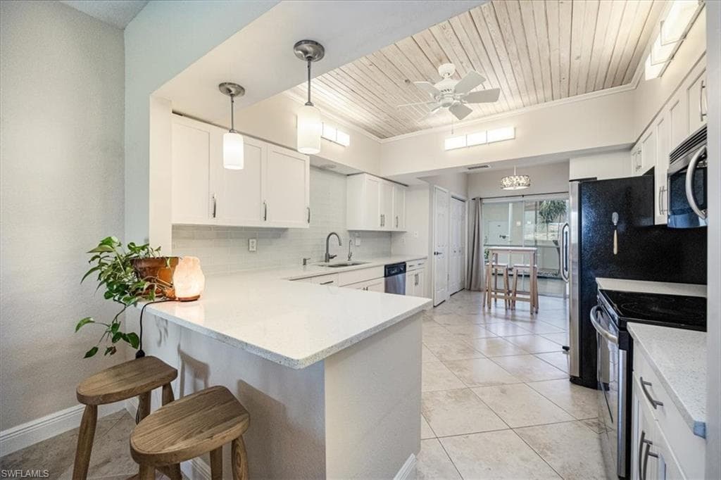 6025 Chardonnay LN # 103, NAPLES FL 34119-15