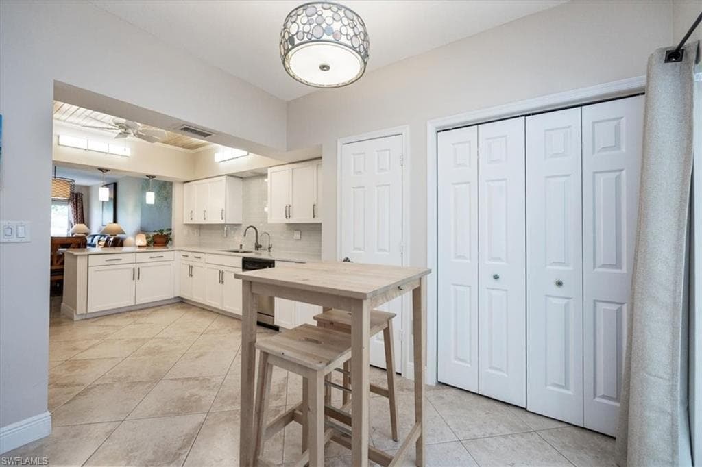 6025 Chardonnay LN # 103, NAPLES FL 34119-20