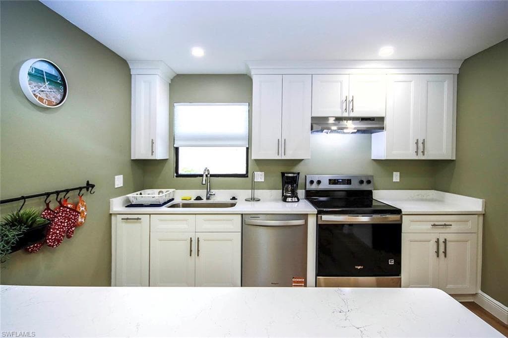 5117 Sea Bell RD # B101, SANIBEL FL 33957-3