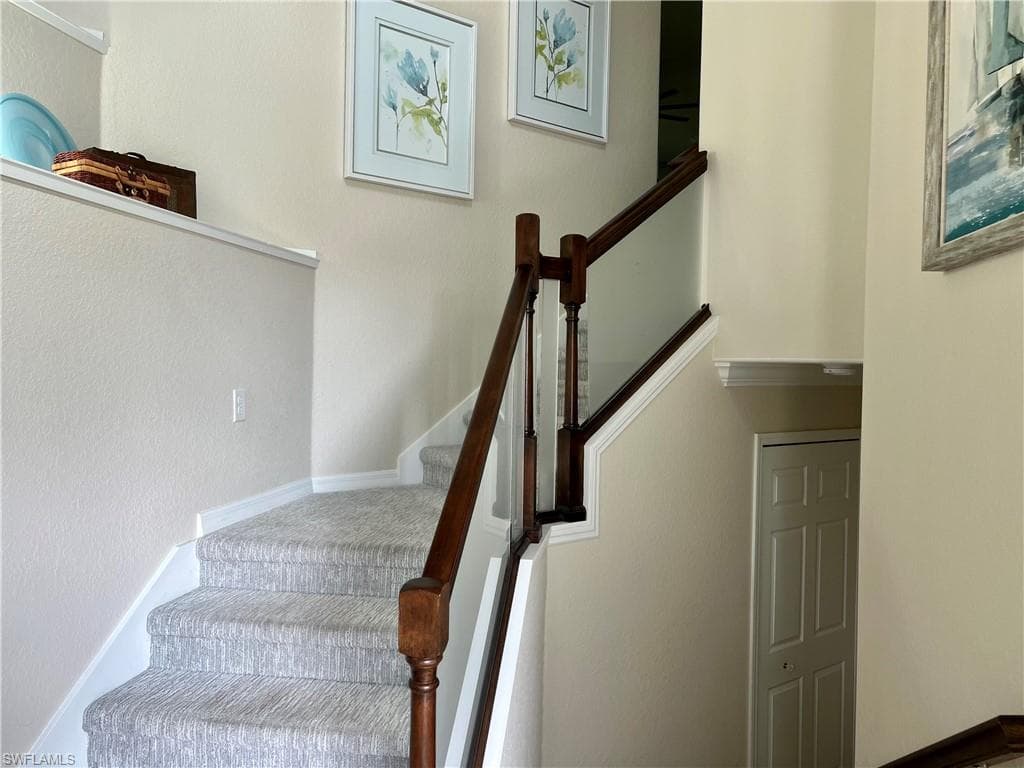 9484 Casoria CT # 202, NAPLES FL 34113-2