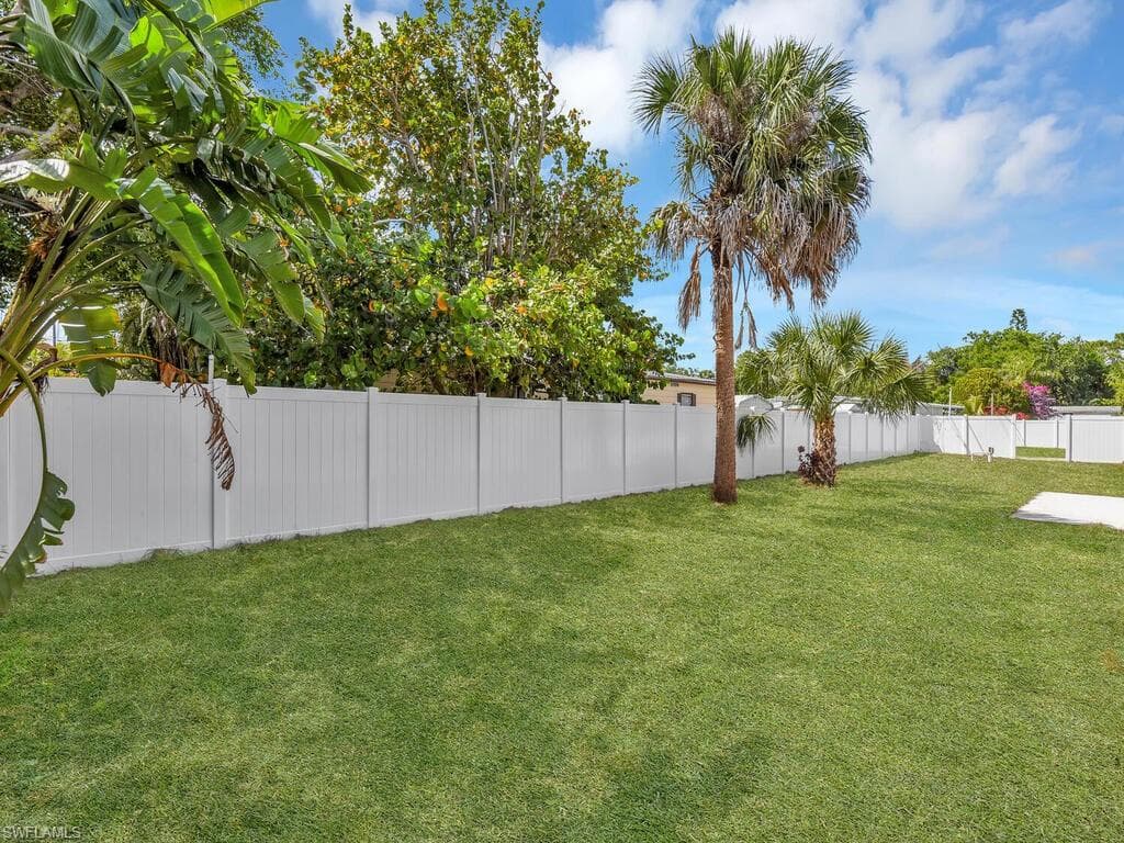 21190 Cypress Park CIR, ESTERO FL 33928-20