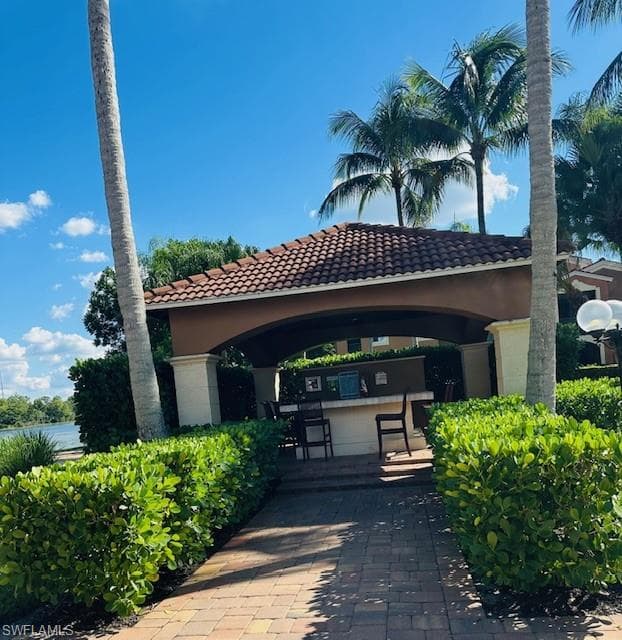 1190 Reserve WAY # 302, NAPLES FL 34105-26