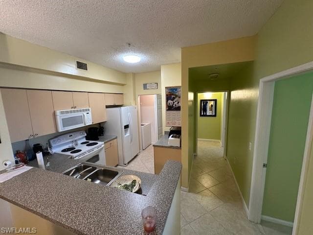 1190 Reserve WAY # 302, NAPLES FL 34105-2