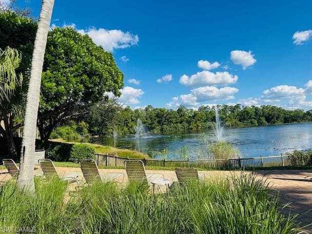 1190 Reserve WAY # 302, NAPLES FL 34105-31