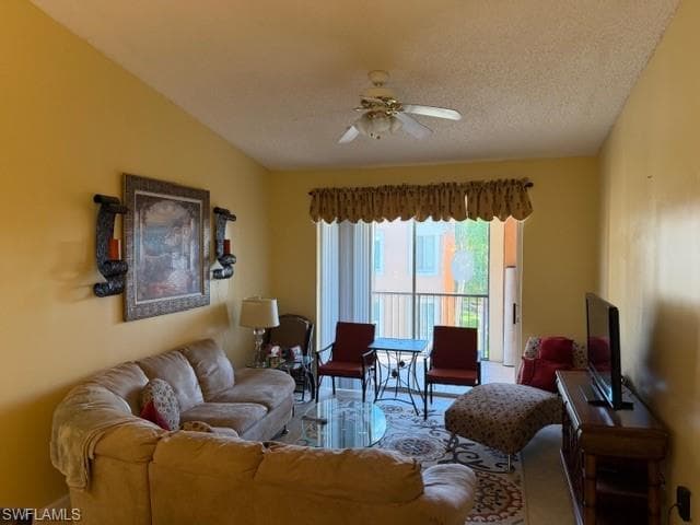 1190 Reserve WAY # 302, NAPLES FL 34105-13