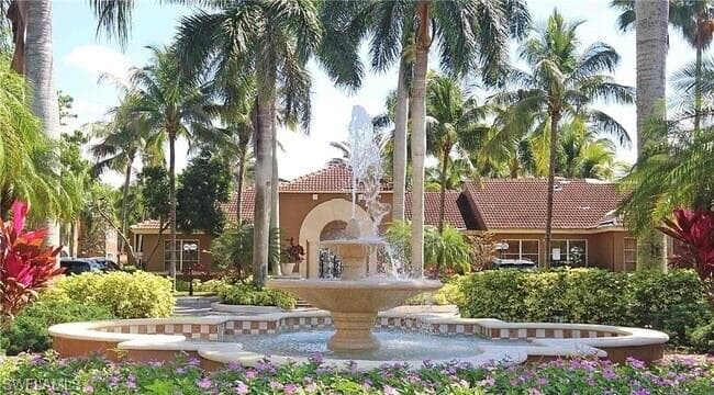 1190 Reserve WAY # 302, NAPLES FL 34105-28