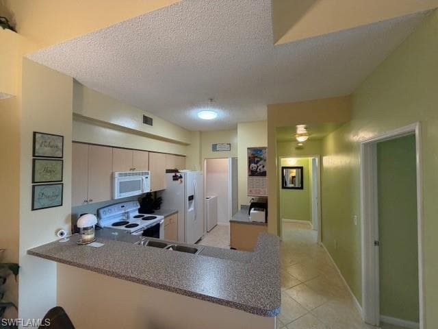 1190 Reserve WAY # 302, NAPLES FL 34105-3