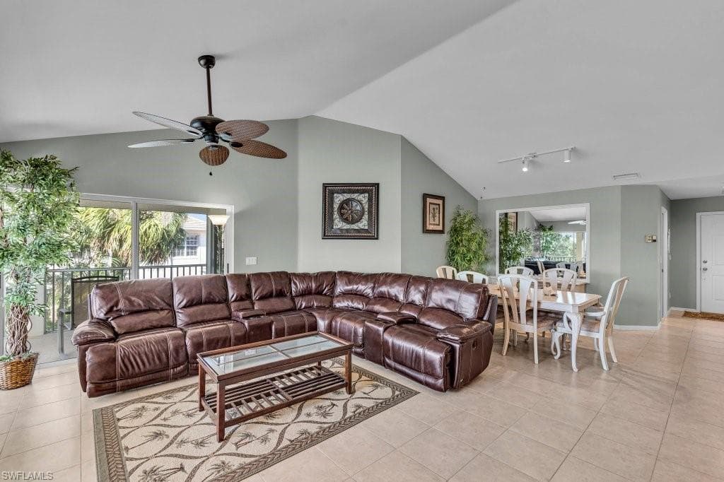 8251 Grand Palm DR # 3, ESTERO FL 33967-23