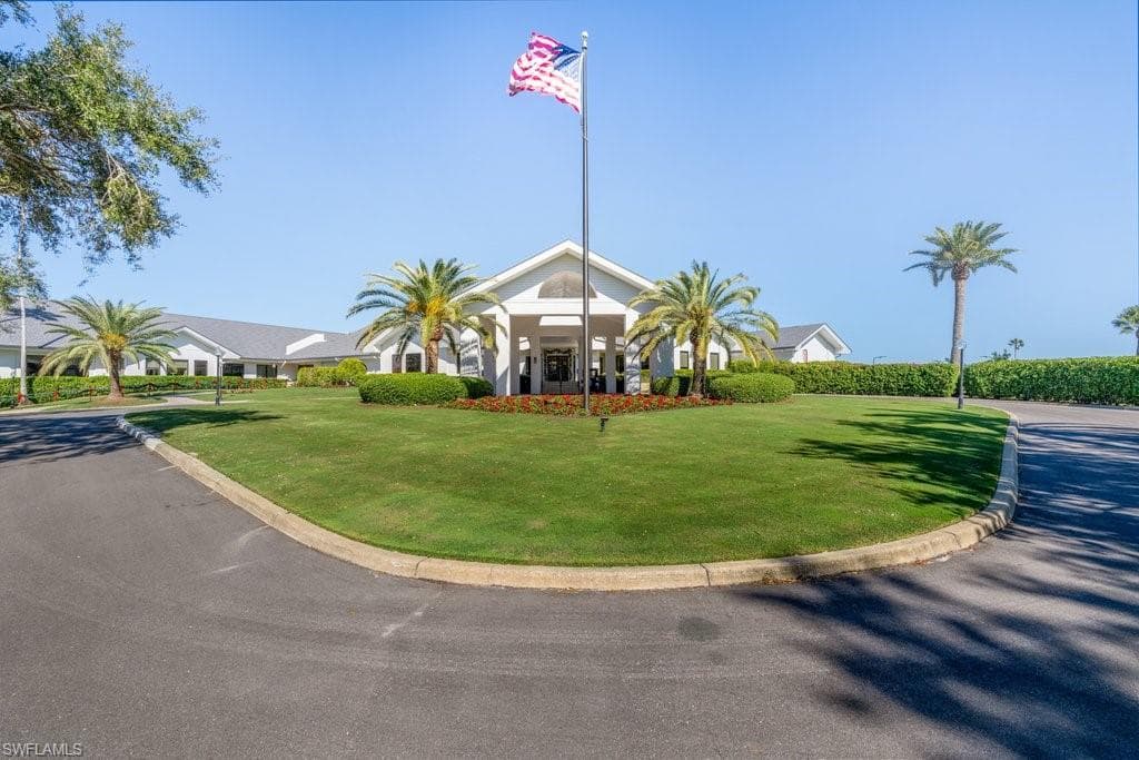 8251 Grand Palm DR # 3, ESTERO FL 33967-40