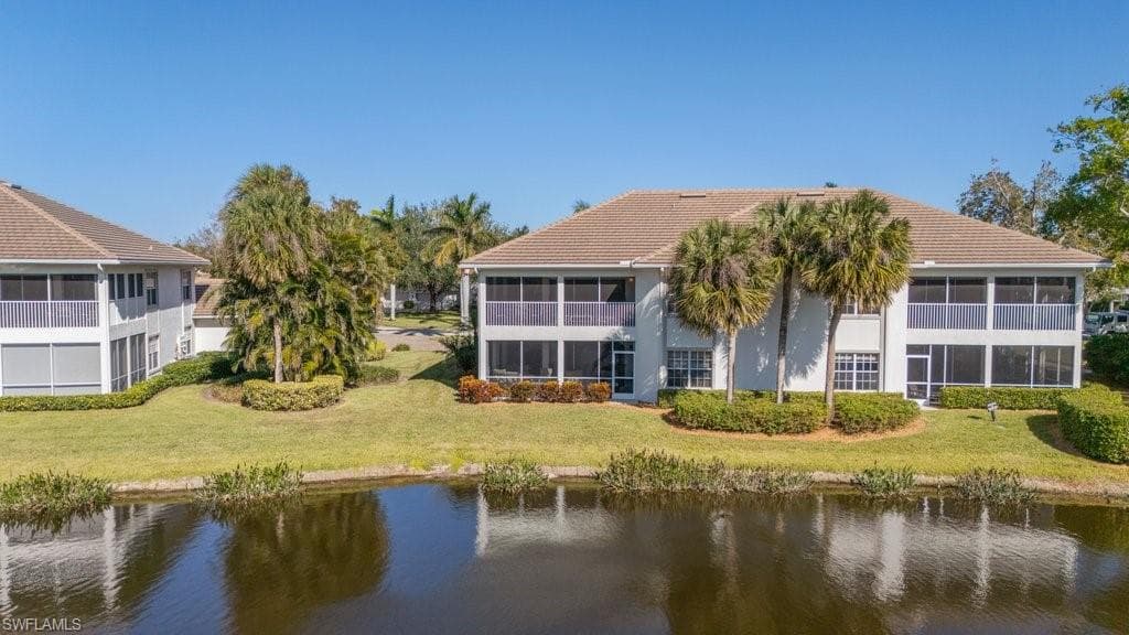 8251 Grand Palm DR # 3, ESTERO FL 33967-28