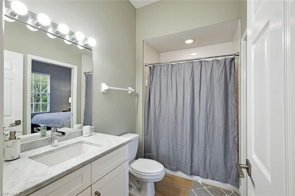 898 Egrets RUN # 201, NAPLES FL 34108-16