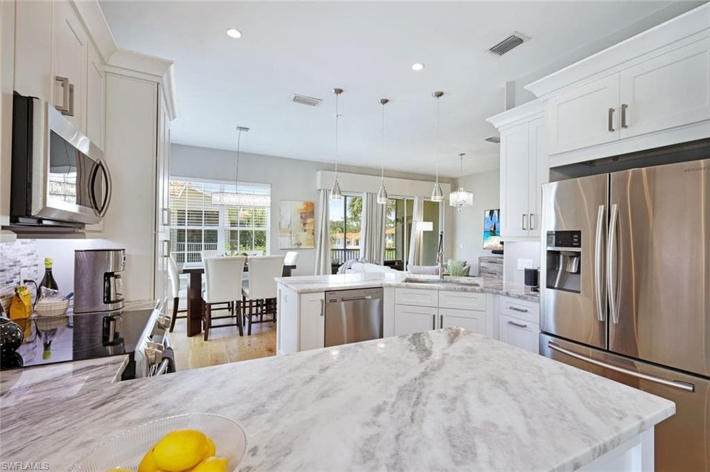 898 Egrets RUN # 201, NAPLES FL 34108-8