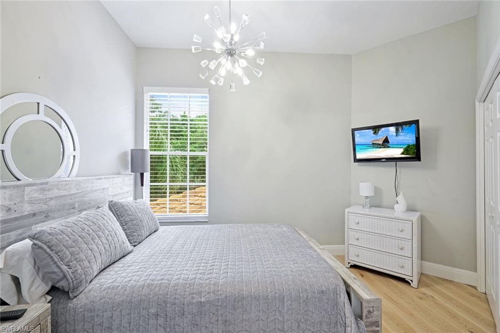 898 Egrets RUN # 201, NAPLES FL 34108-17