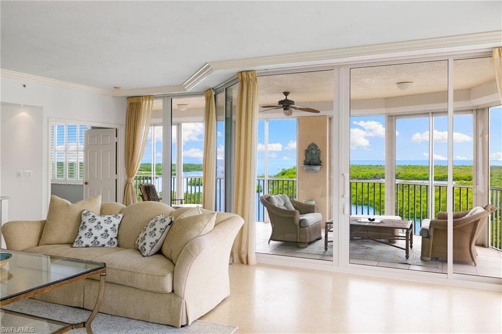 435 DOCKSIDE DR # A804, NAPLES FL 34110-12