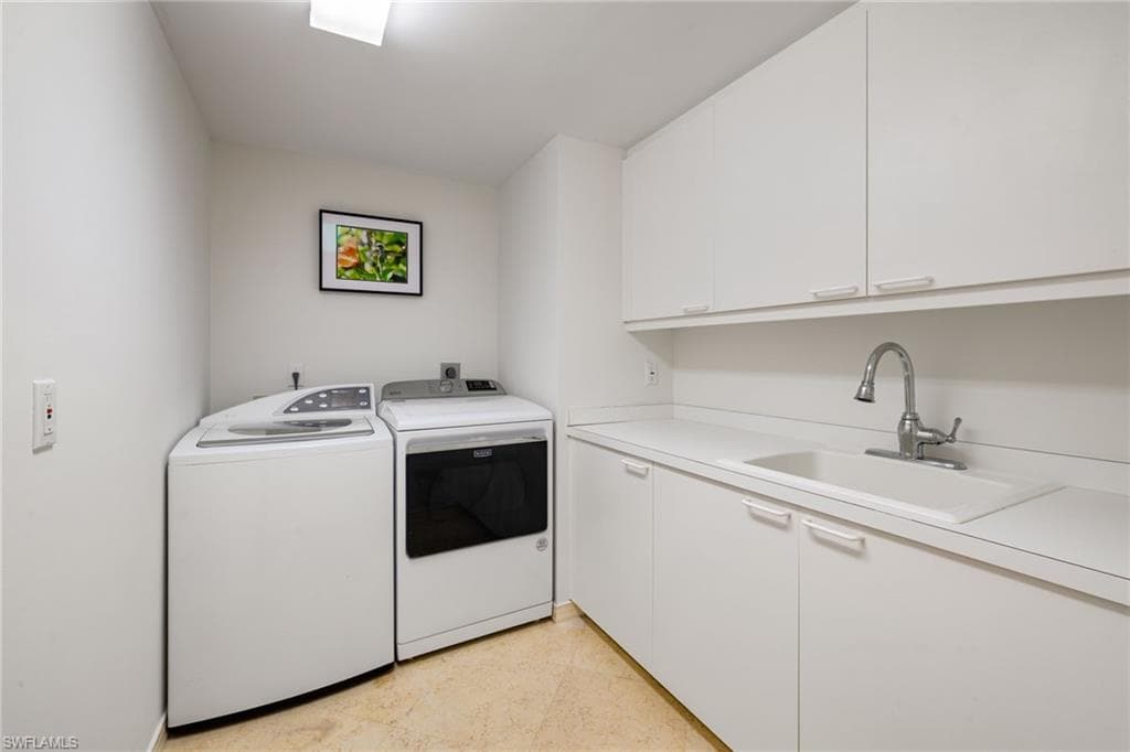 435 DOCKSIDE DR # A804, NAPLES FL 34110-34