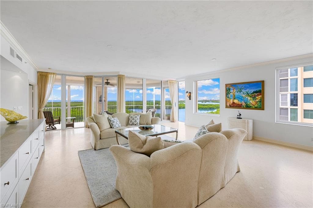 435 DOCKSIDE DR # A804, NAPLES FL 34110-7