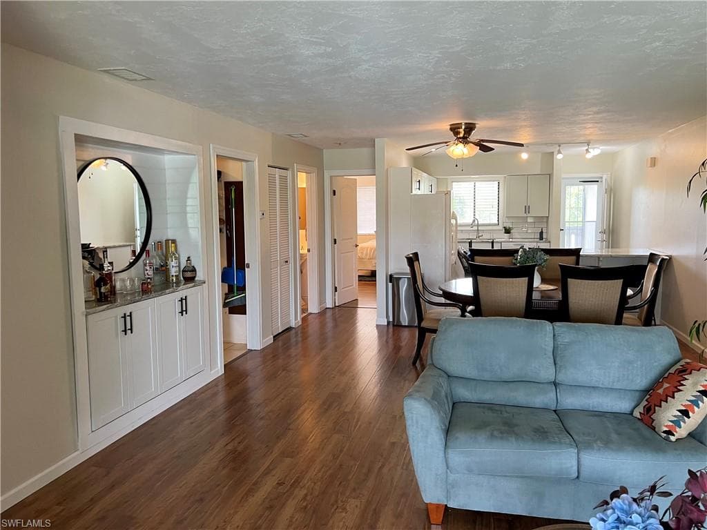 1055 Palm AVE # 222, NORTH FORT MYERS FL 33903-8