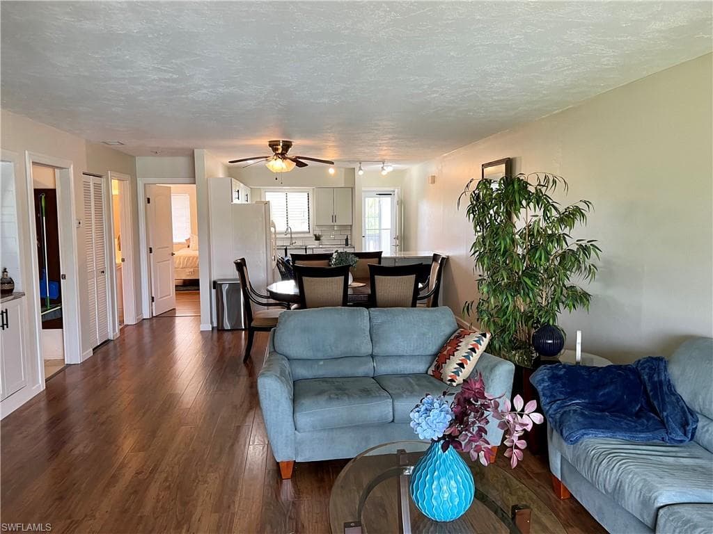 1055 Palm AVE # 222, NORTH FORT MYERS FL 33903-7