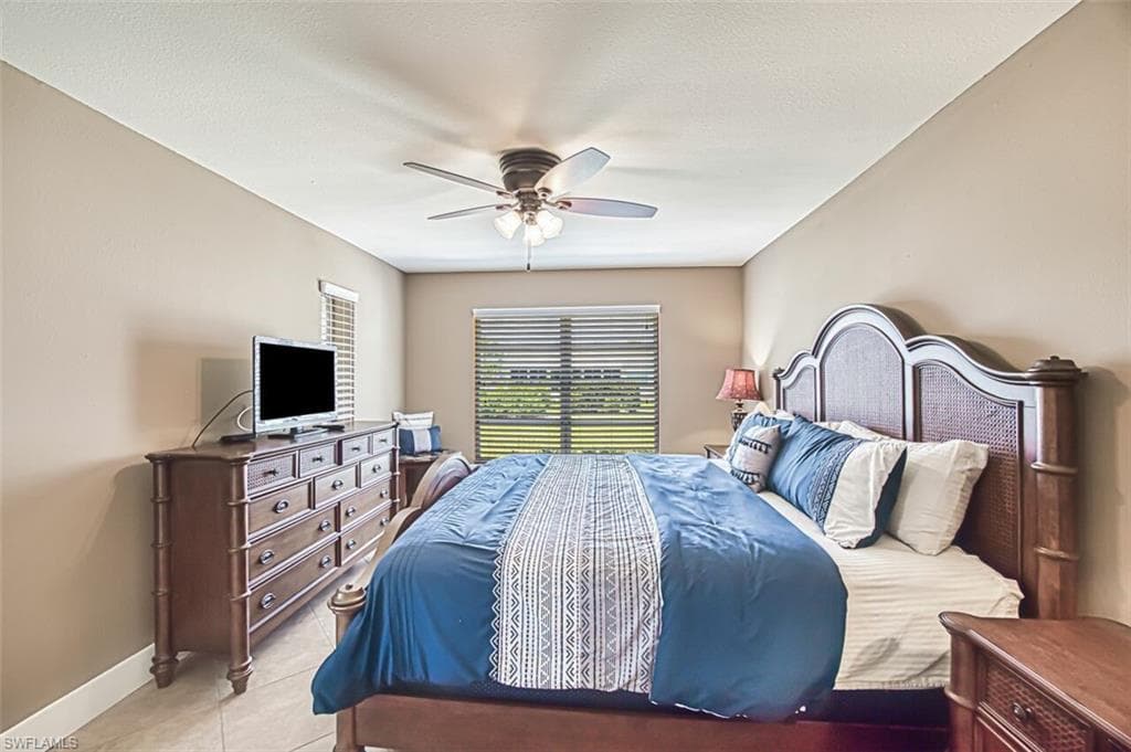 120 Gledhill CT, FORT MYERS FL 33919-11