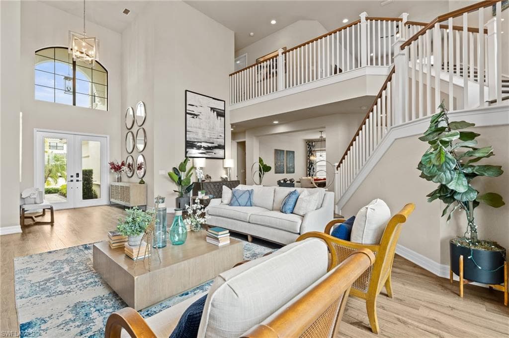 4644 Azalea DR, NAPLES FL 34119-4